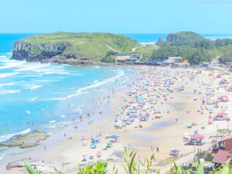 Kitnet K1 Em Torres-Rs - Na Mais Bela Praia Gaucha - Cozinha - Banheiro - Ar Condicionado - Smart Tv 32' - Wi-Fi - Anfitria Superhost No Bnb Ngoại thất bức ảnh