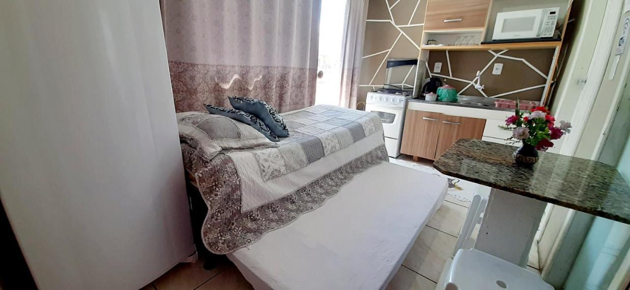 Kitnet K1 Em Torres-Rs - Na Mais Bela Praia Gaucha - Cozinha - Banheiro - Ar Condicionado - Smart Tv 32' - Wi-Fi - Anfitria Superhost No Bnb Ngoại thất bức ảnh