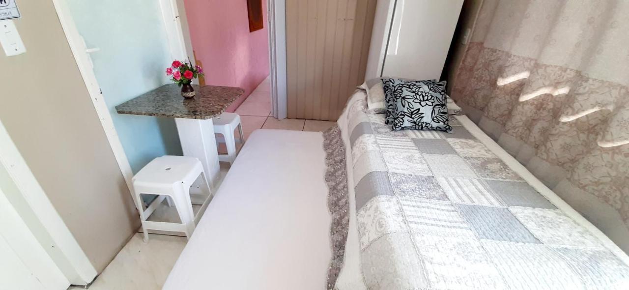 Kitnet K1 Em Torres-Rs - Na Mais Bela Praia Gaucha - Cozinha - Banheiro - Ar Condicionado - Smart Tv 32' - Wi-Fi - Anfitria Superhost No Bnb Ngoại thất bức ảnh
