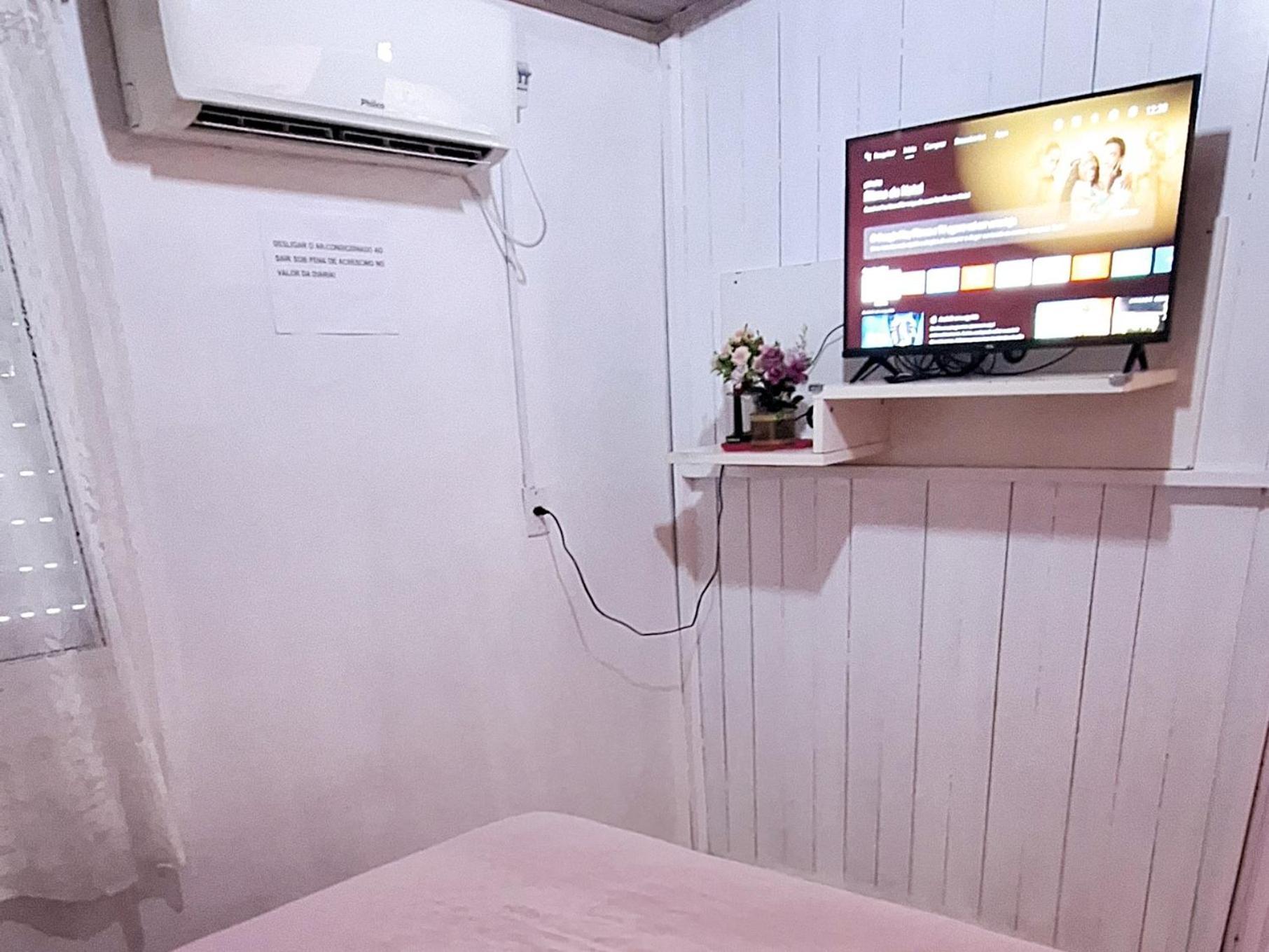 Kitnet K1 Em Torres-Rs - Na Mais Bela Praia Gaucha - Cozinha - Banheiro - Ar Condicionado - Smart Tv 32' - Wi-Fi - Anfitria Superhost No Bnb Ngoại thất bức ảnh